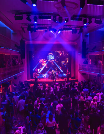 Opening Teatro Pereyra by la skimal