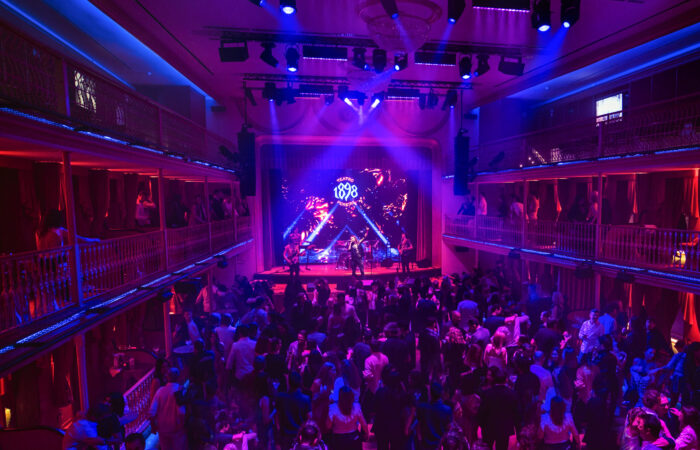 Opening Teatro Pereyra by la skimal